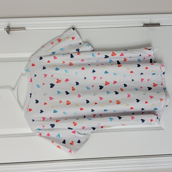 Shein Curve Heart Print Shirt Size 2X - Picture 2 of 6